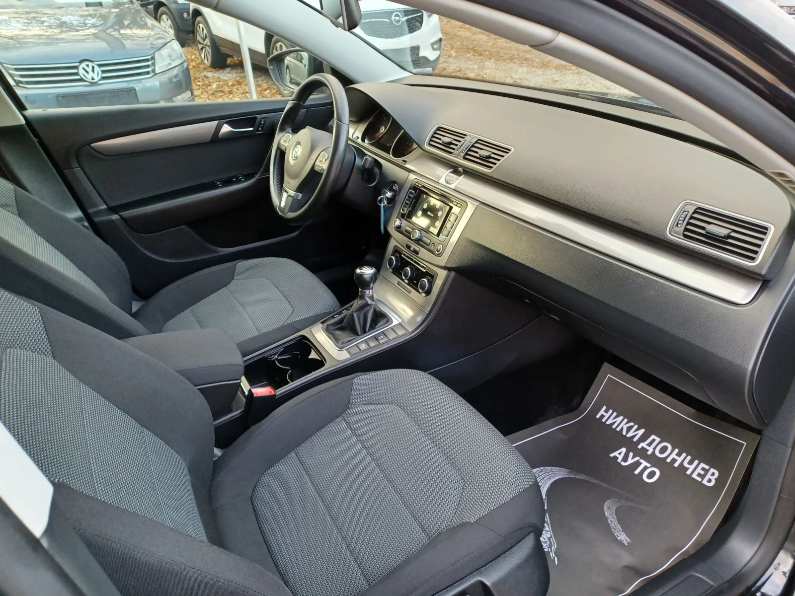 VW Passat 2.0-140 TDI EURO5! 6SP! NAVIGATION  | Mobile.bg   8