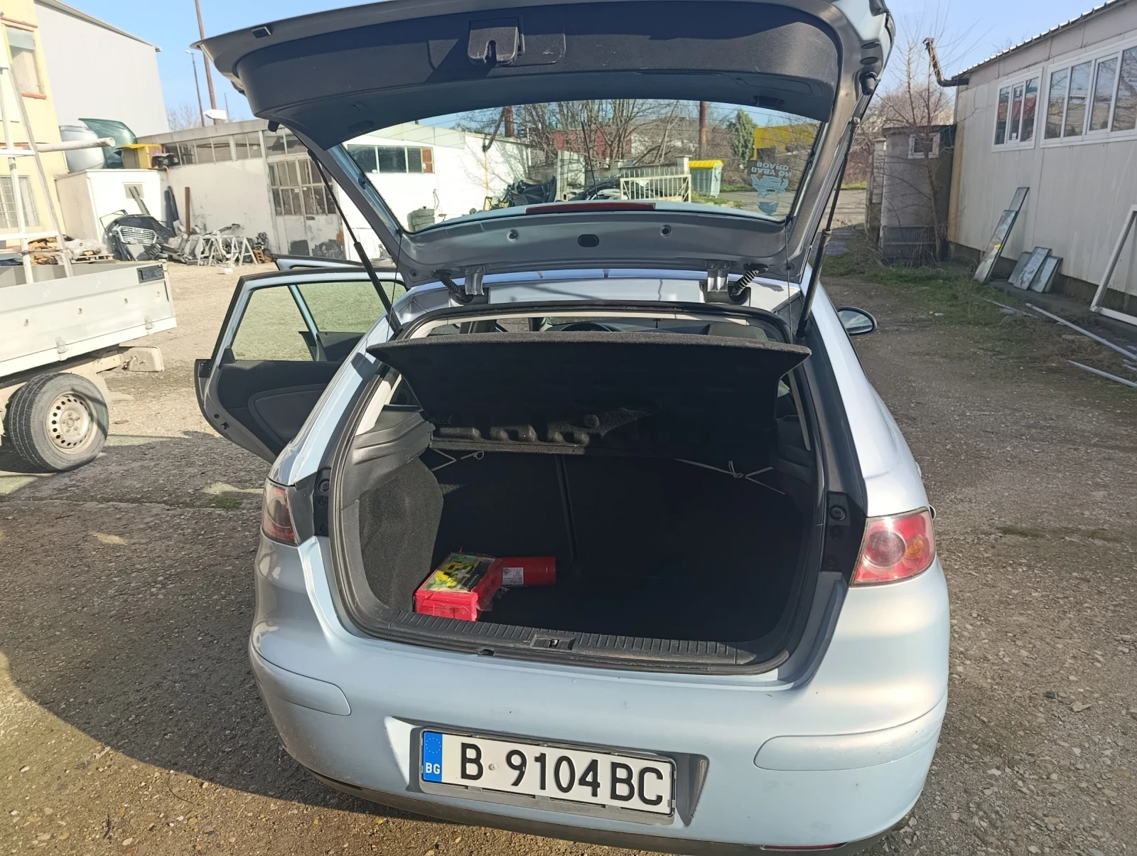 Seat Ibiza  - изображение 10
