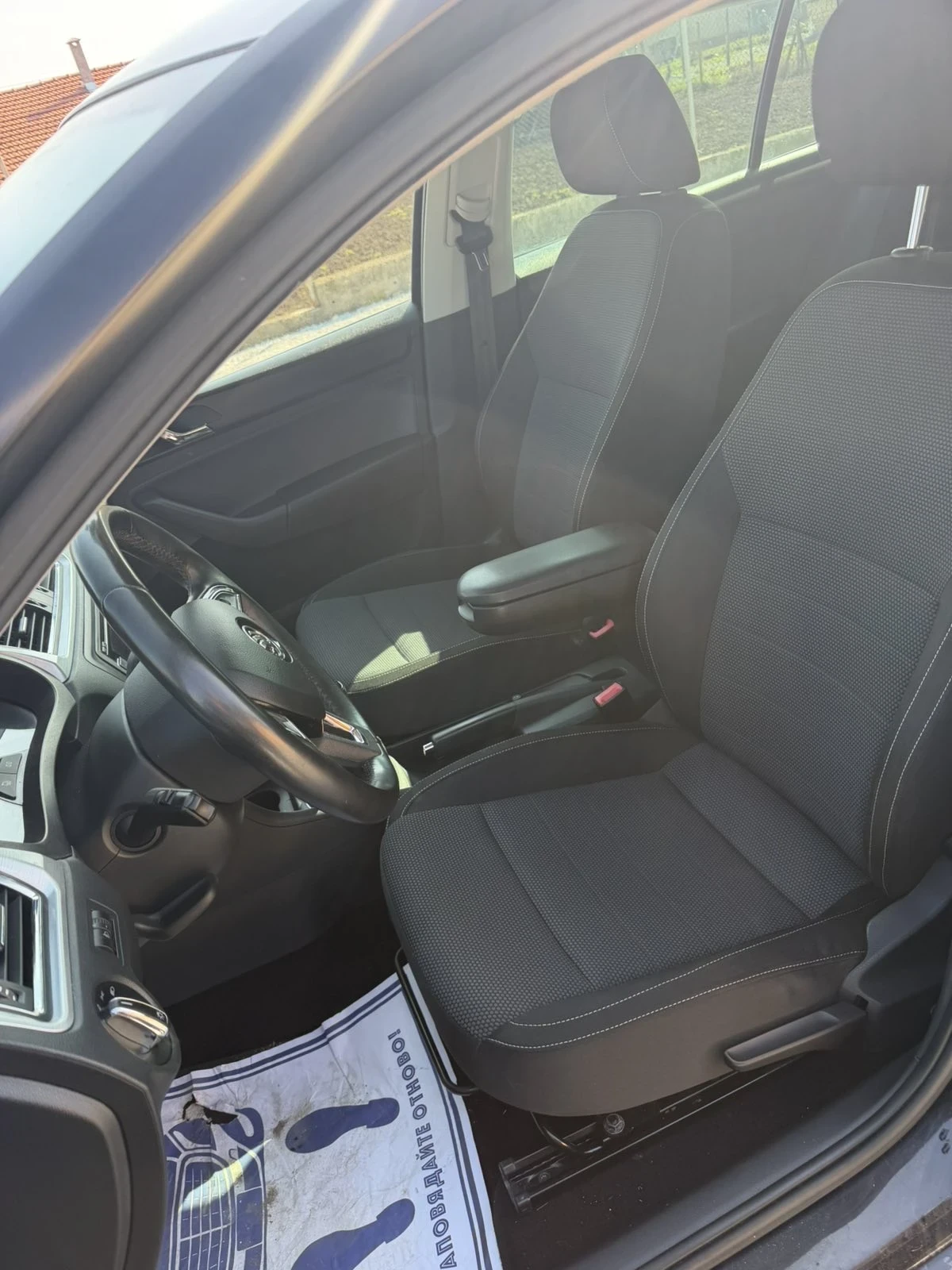 Skoda Rapid, снимка 5 - Автомобили и джипове - 53852104