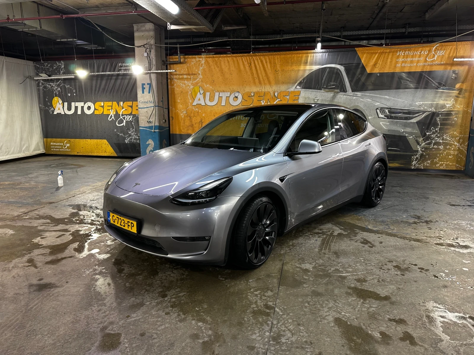 Tesla Model Y Performance , снимка 2 - Автомобили и джипове - 53916437