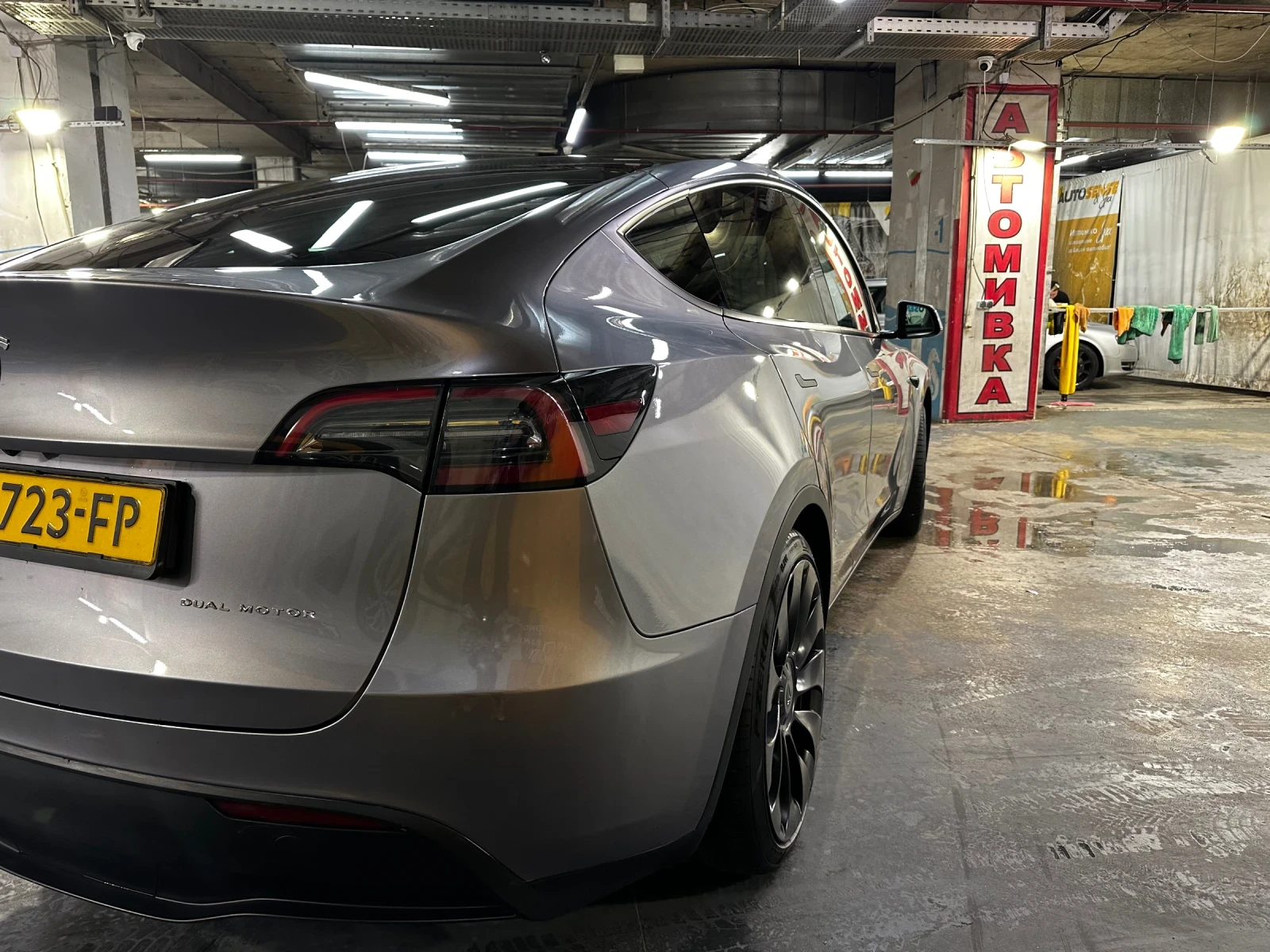 Tesla Model Y Performance , снимка 6 - Автомобили и джипове - 53916437