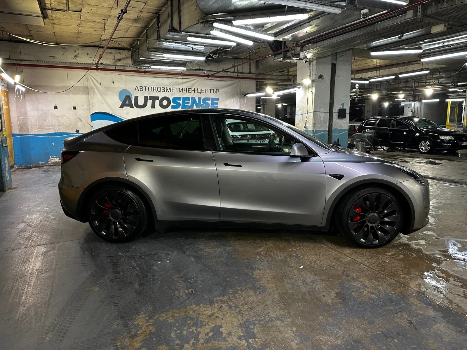 Tesla Model Y Performance , снимка 5 - Автомобили и джипове - 53916437