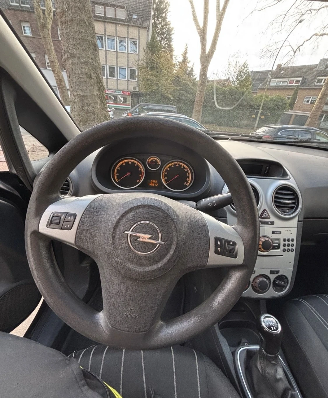 Opel Corsa 1.2, снимка 7 - Автомобили и джипове - 53939610