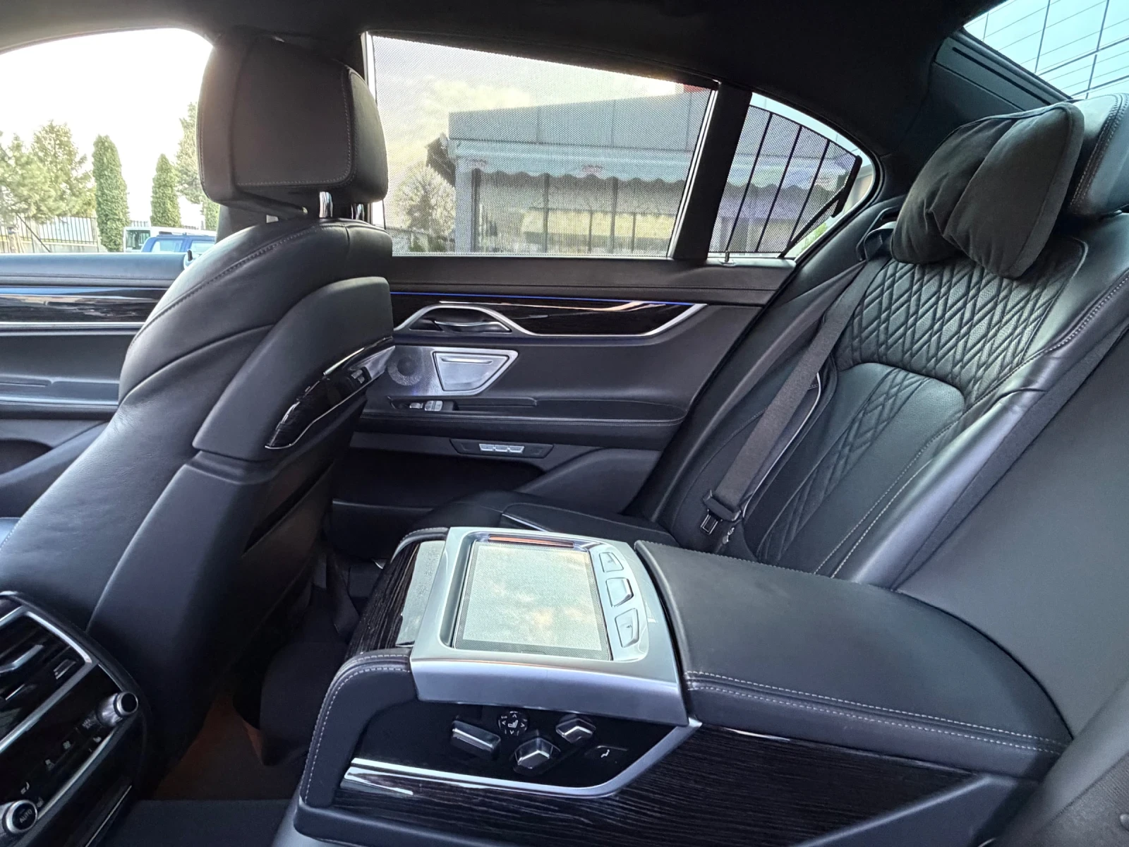 BMW 750 Xdrive  | Mobile.bg � ����������� 8