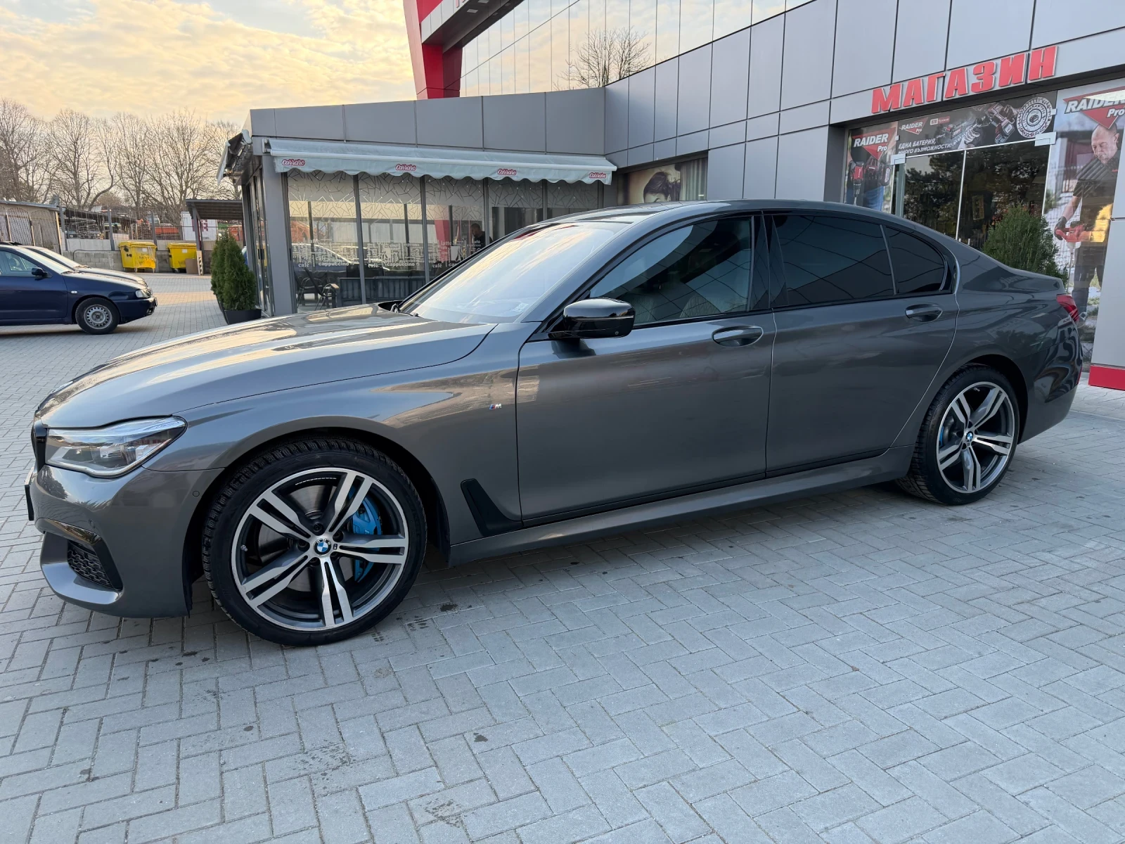 BMW 750 Xdrive  | Mobile.bg � ����������� 1