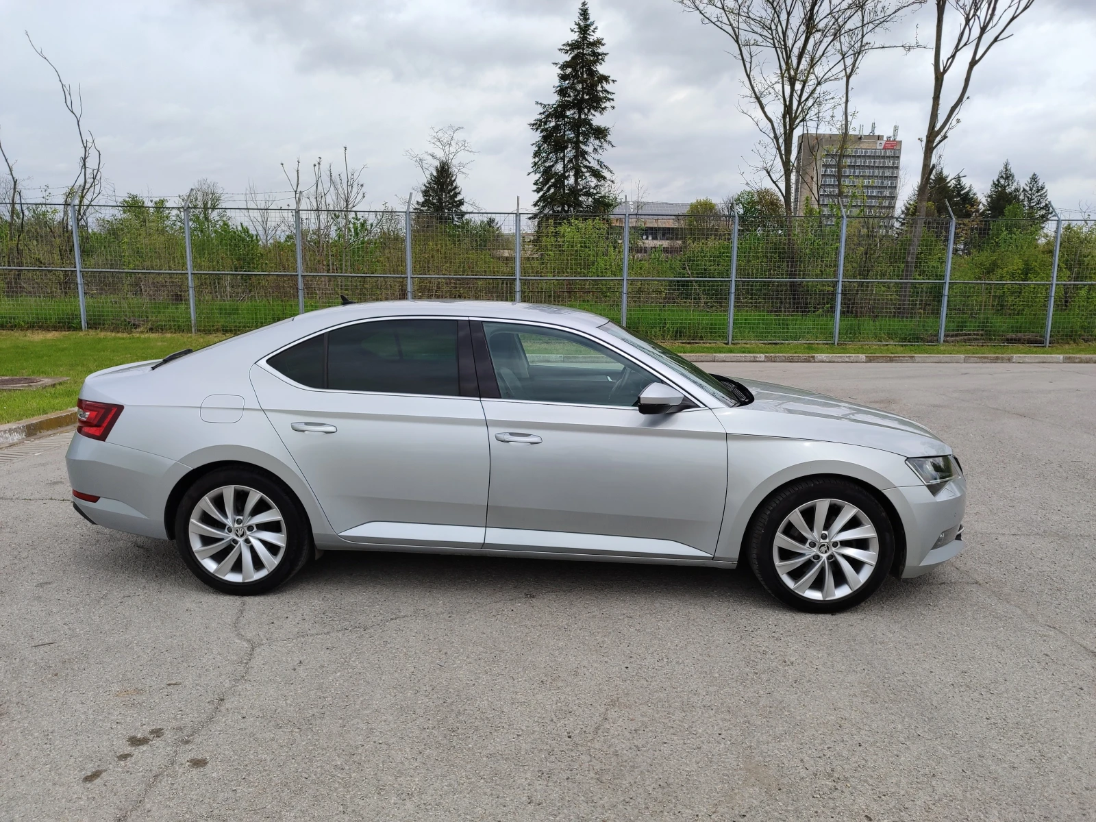 Skoda Superb 2.0 TDI | Mobile.bg � ����������� 4