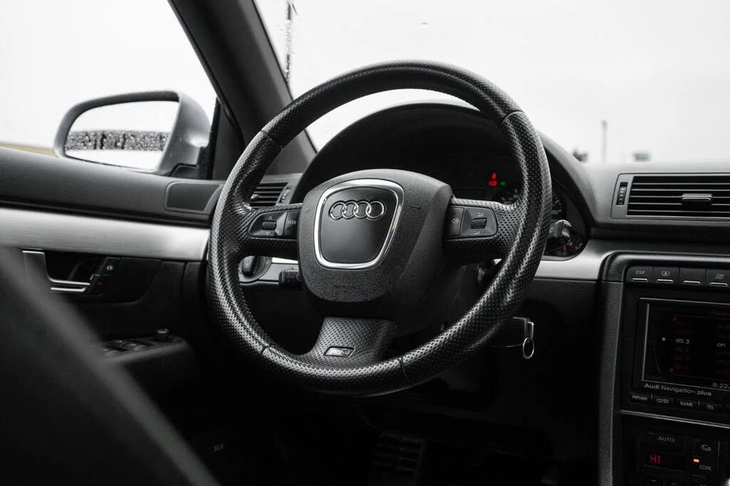 Audi Rs4 quattro Sedan AWD, снимка 11 - Автомобили и джипове - 54744476