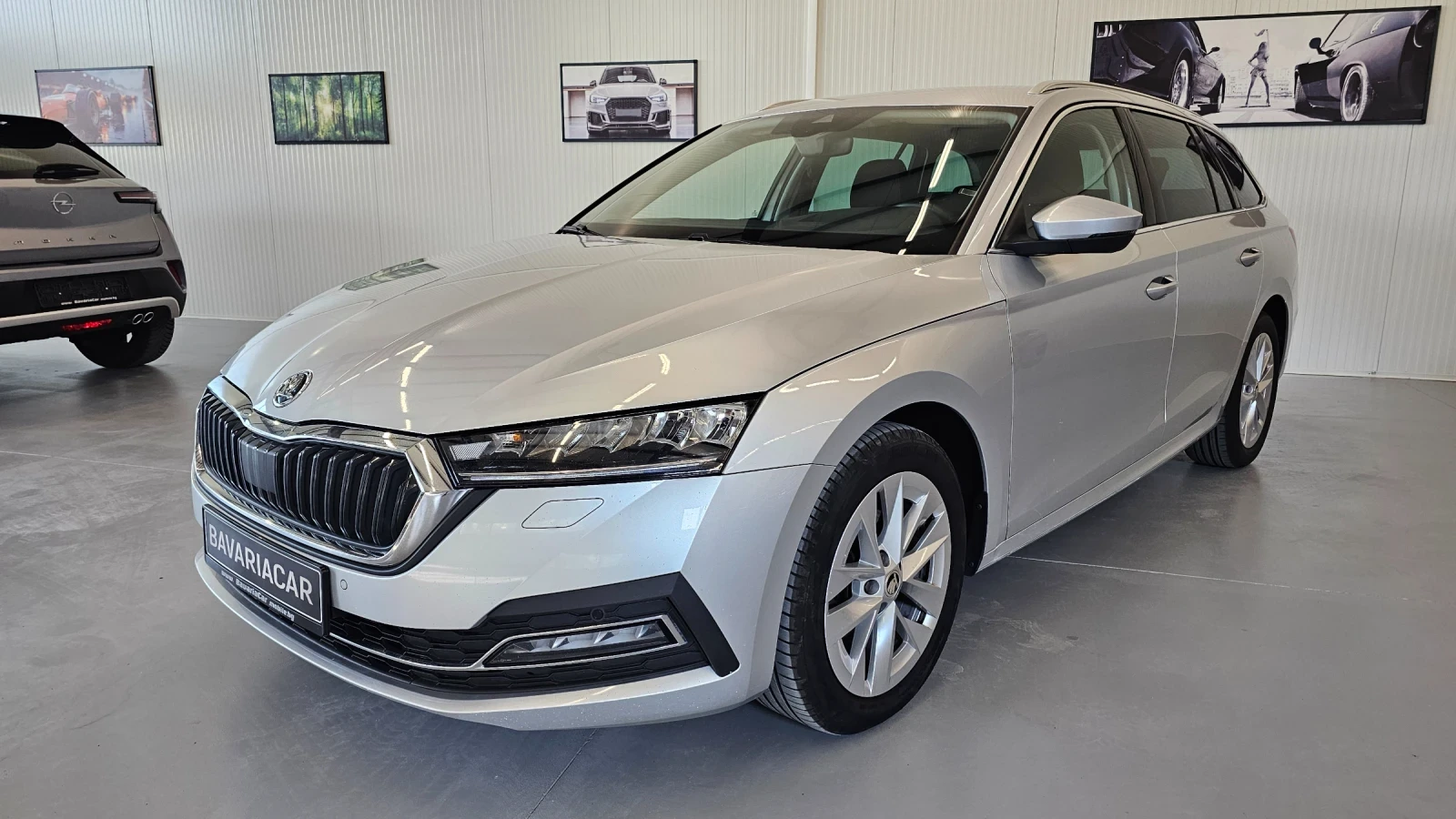 Skoda Octavia Germany/2, 0 TDI DSG Style/Key Go/LED/Kam./