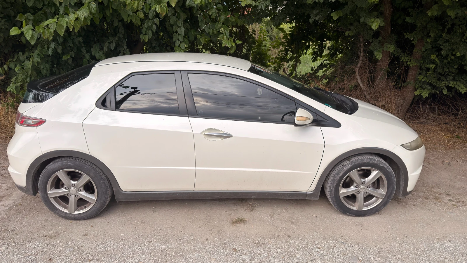 Honda Civic 8, снимка 3 - Автомобили и джипове - 55441371
