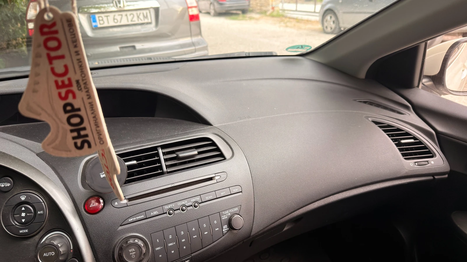 Honda Civic 8, снимка 9 - Автомобили и джипове - 55441371