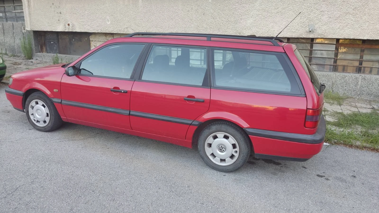 VW Passat 1996, снимка 4 - Автомобили и джипове - 55576102