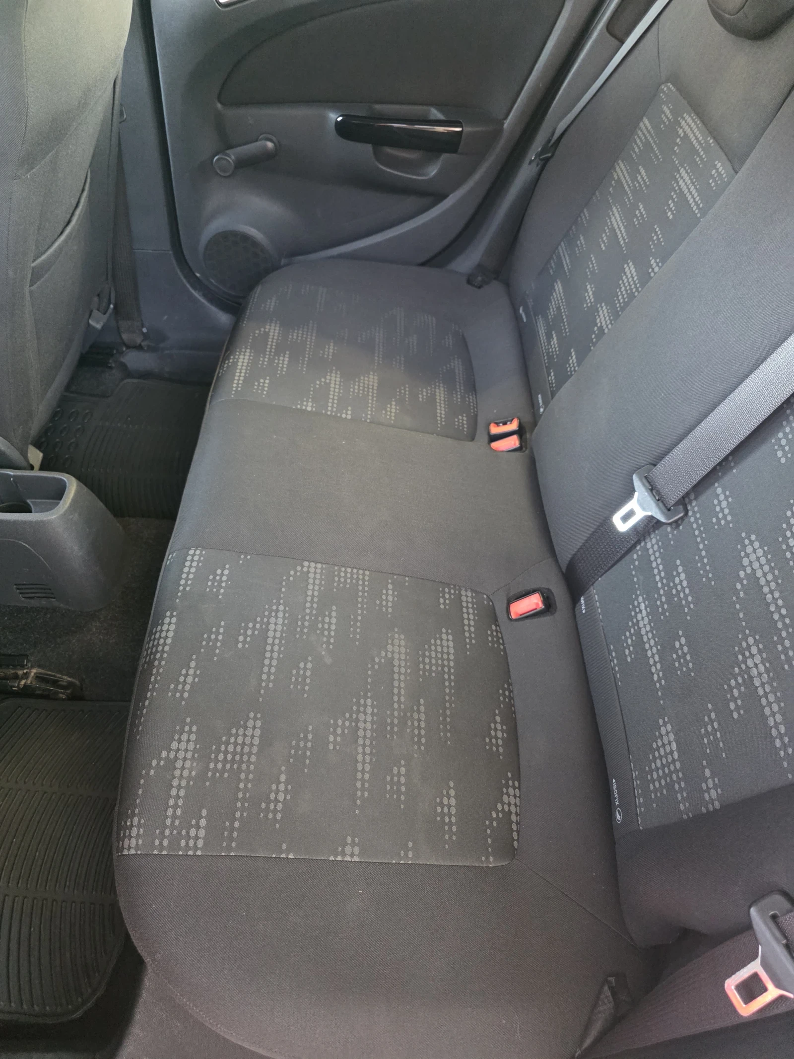 Opel Corsa, снимка 8 - Автомобили и джипове - 55695702