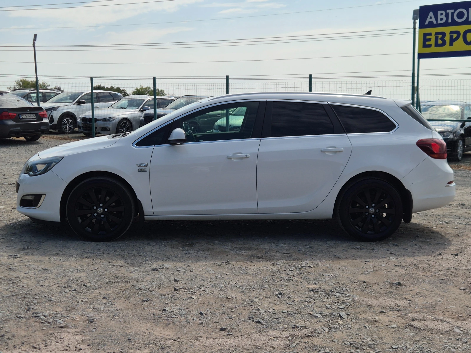 Opel Astra 1.6CDTI 136кс, снимка 2 - Автомобили и джипове - 55732342