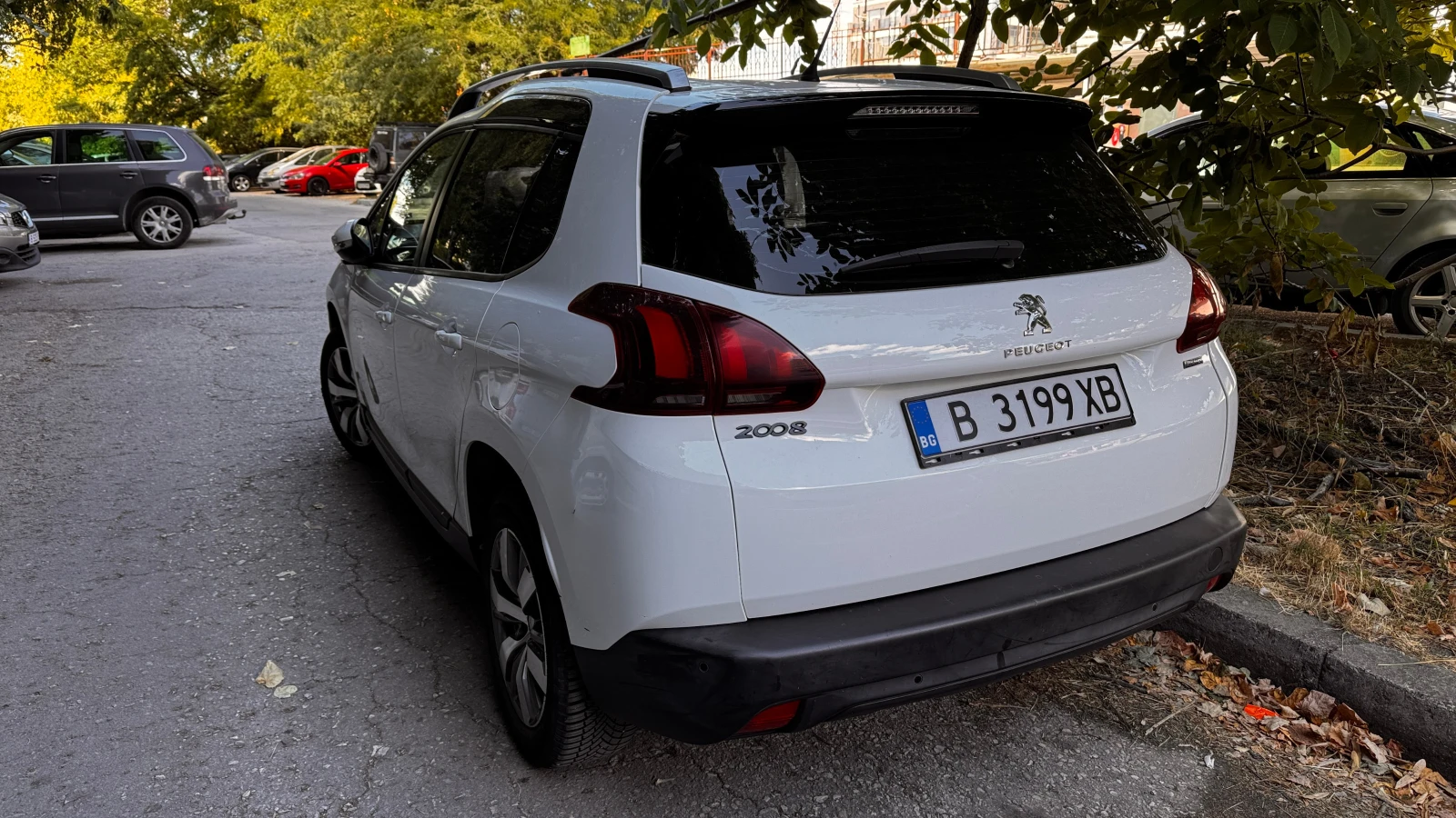 Peugeot 2008 BlueHDI, снимка 16 - Автомобили и джипове - 55734689