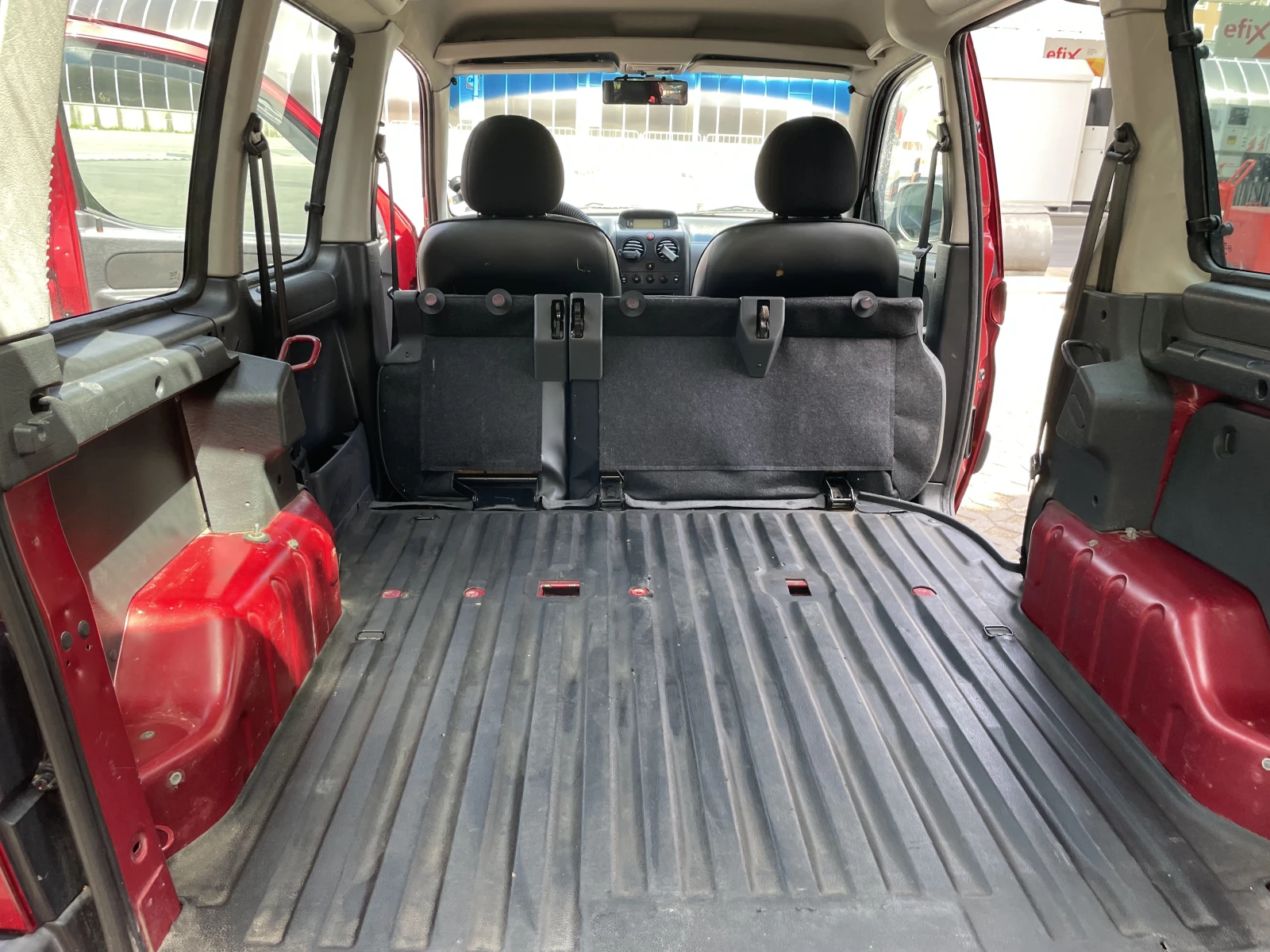 Citroen Berlingo 2.0HDI, снимка 6 - Автомобили и джипове - 55938759