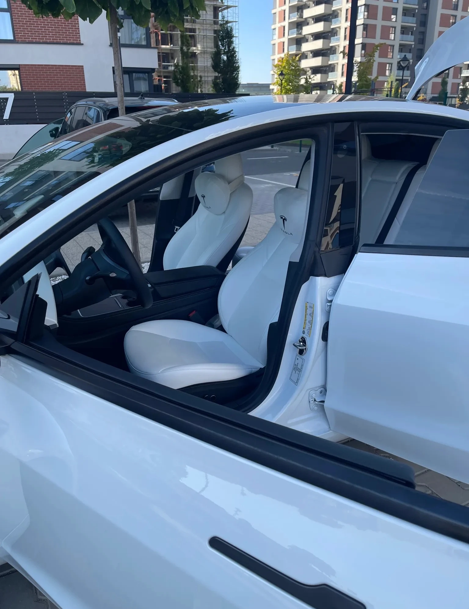 Tesla Model 3  Long Range 80.5 kWh Dual Motor AWD | Mobile.bg � ����������� 9
