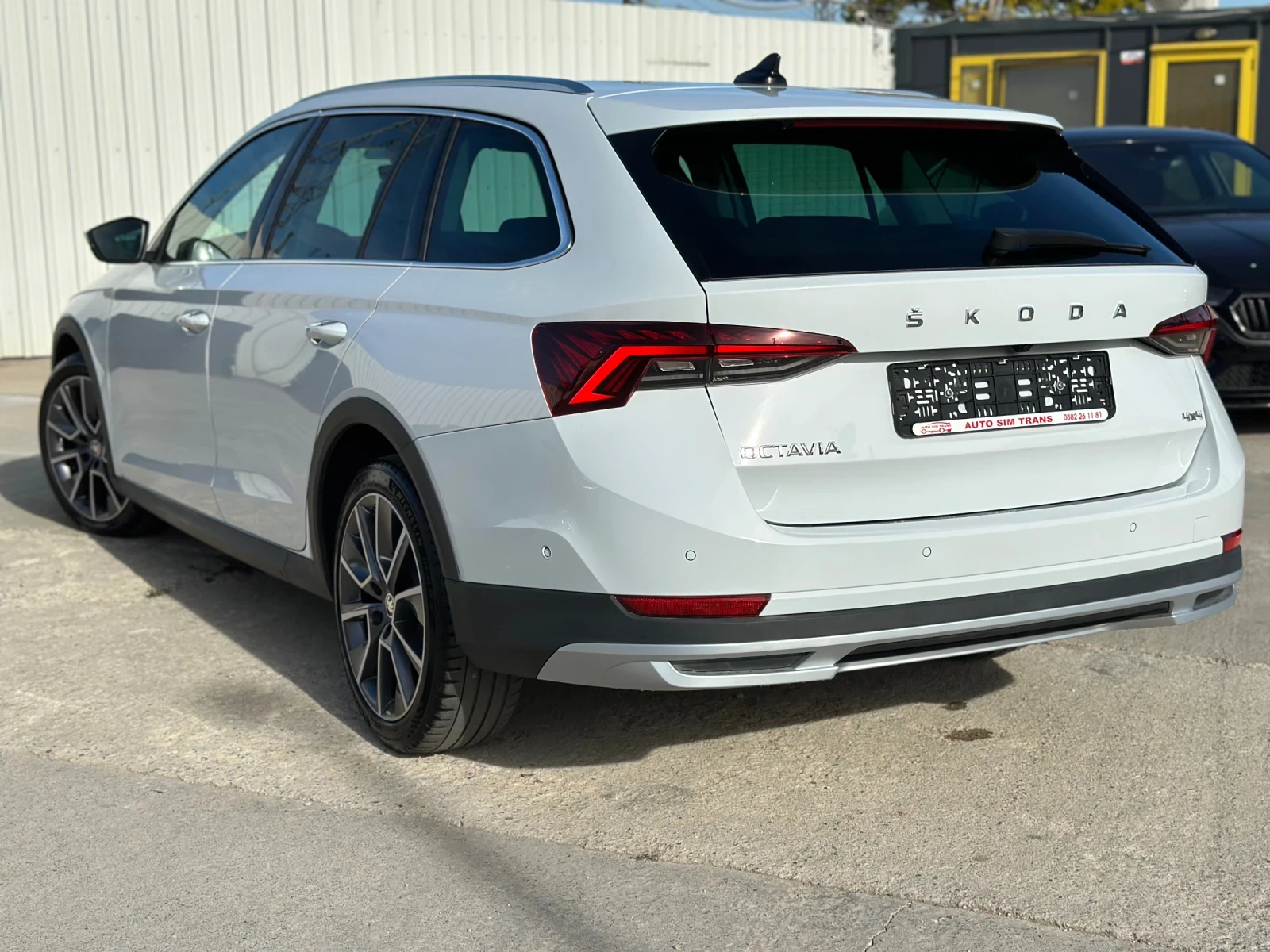 Skoda Octavia SCOUT 2.0TDi-200��-4�4-MATRIX-ACC DIST-LANE-������ | Mobile.bg � ����������� 6