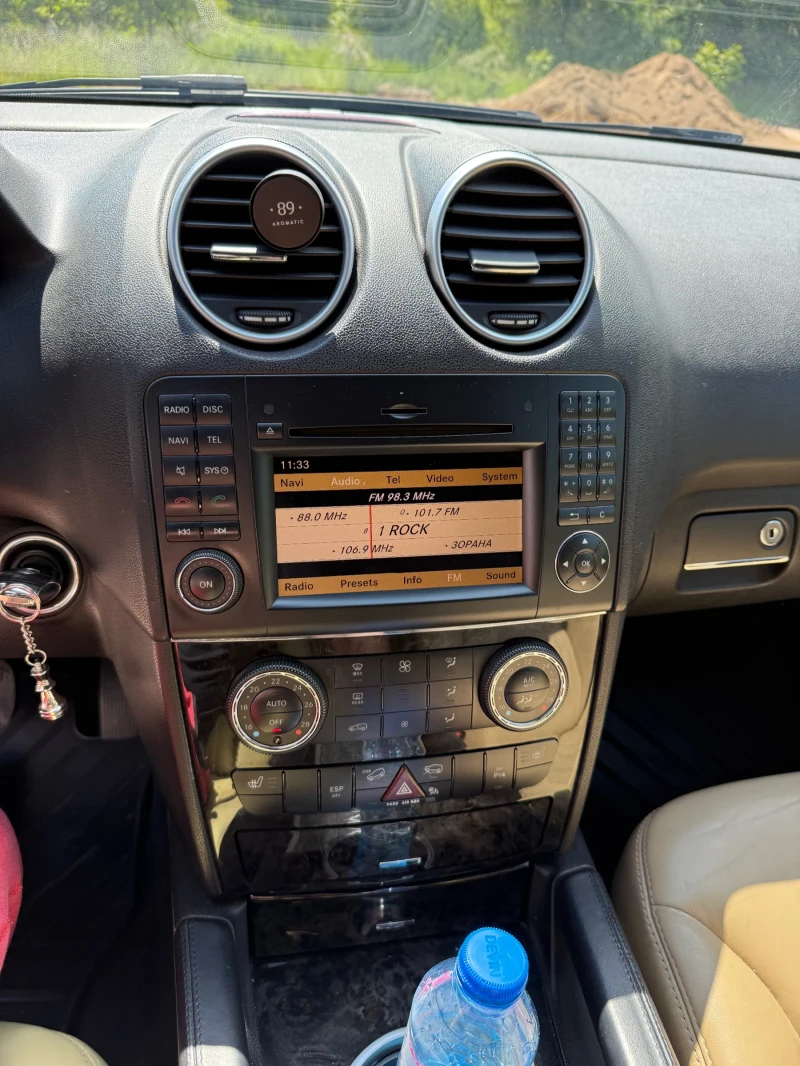 Mercedes-Benz ML 320, снимка 9 - Автомобили и джипове - 52571984