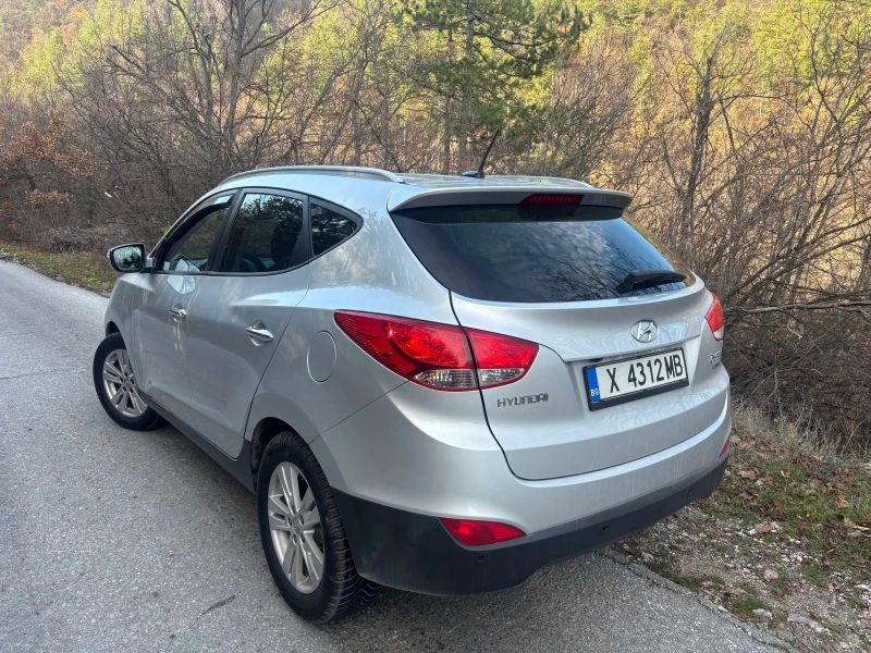 Hyundai IX35 1.7 crdi, снимка 2 - Автомобили и джипове - 52863141
