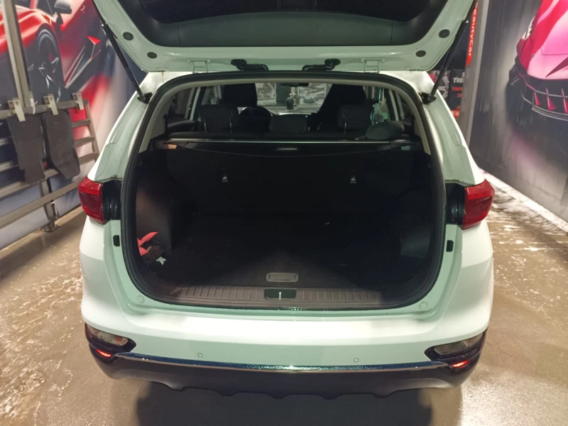 Kia Sportage, снимка 9 - Автомобили и джипове - 52885929