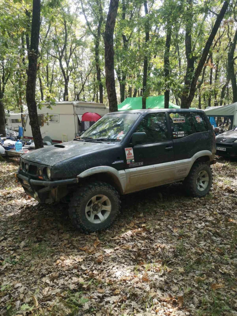 Nissan Terrano 2, 7 TDI 125к.с , снимка 3 - Автомобили и джипове - 53099227