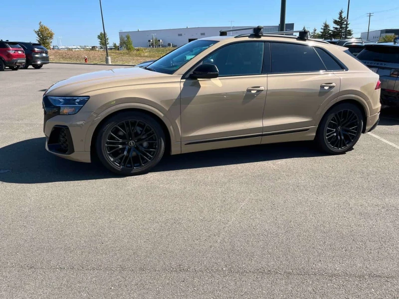 Audi Q8 Technik  CARFAX, снимка 12 - Автомобили и джипове - 53515091