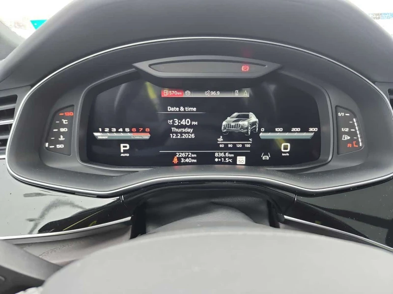 Audi Q8 Technik  CARFAX, снимка 8 - Автомобили и джипове - 53515091