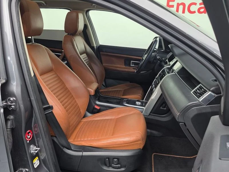Land Rover Discovery Sport 2.0 Automatic, снимка 11 - Автомобили и джипове - 55841382