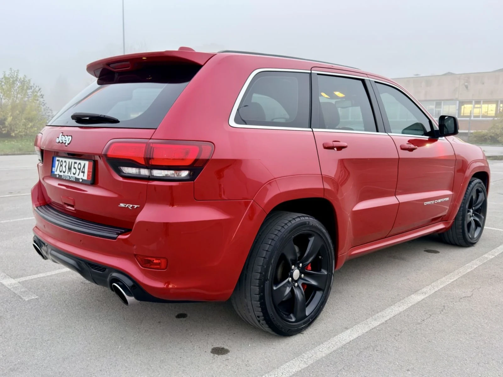 Jeep Grand cherokee 6, 4 SRT HEMI !! - изображение 4