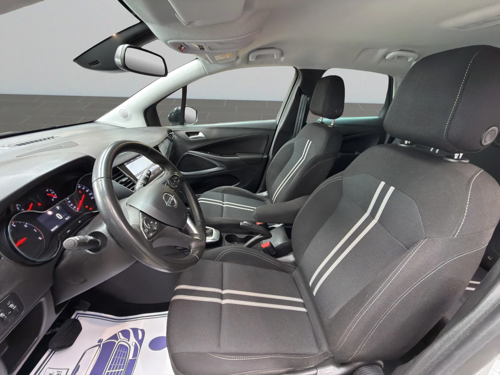 Opel Crossland X GS Line 1.2 130 BVA6 Гаранция 2 години, снимка 10 - Автомобили и джипове - 53190823