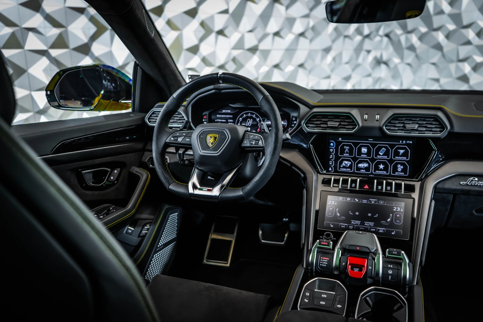 Lamborghini Urus Giallo Auge* B&O3D* Pano* Alcantara - изображение 10