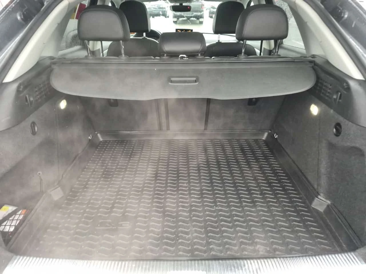 Audi Q3 * PREMIUM PLUS * * ПАНОРАМА* * ПОДГРЕВ* , снимка 13 - Автомобили и джипове - 53977290