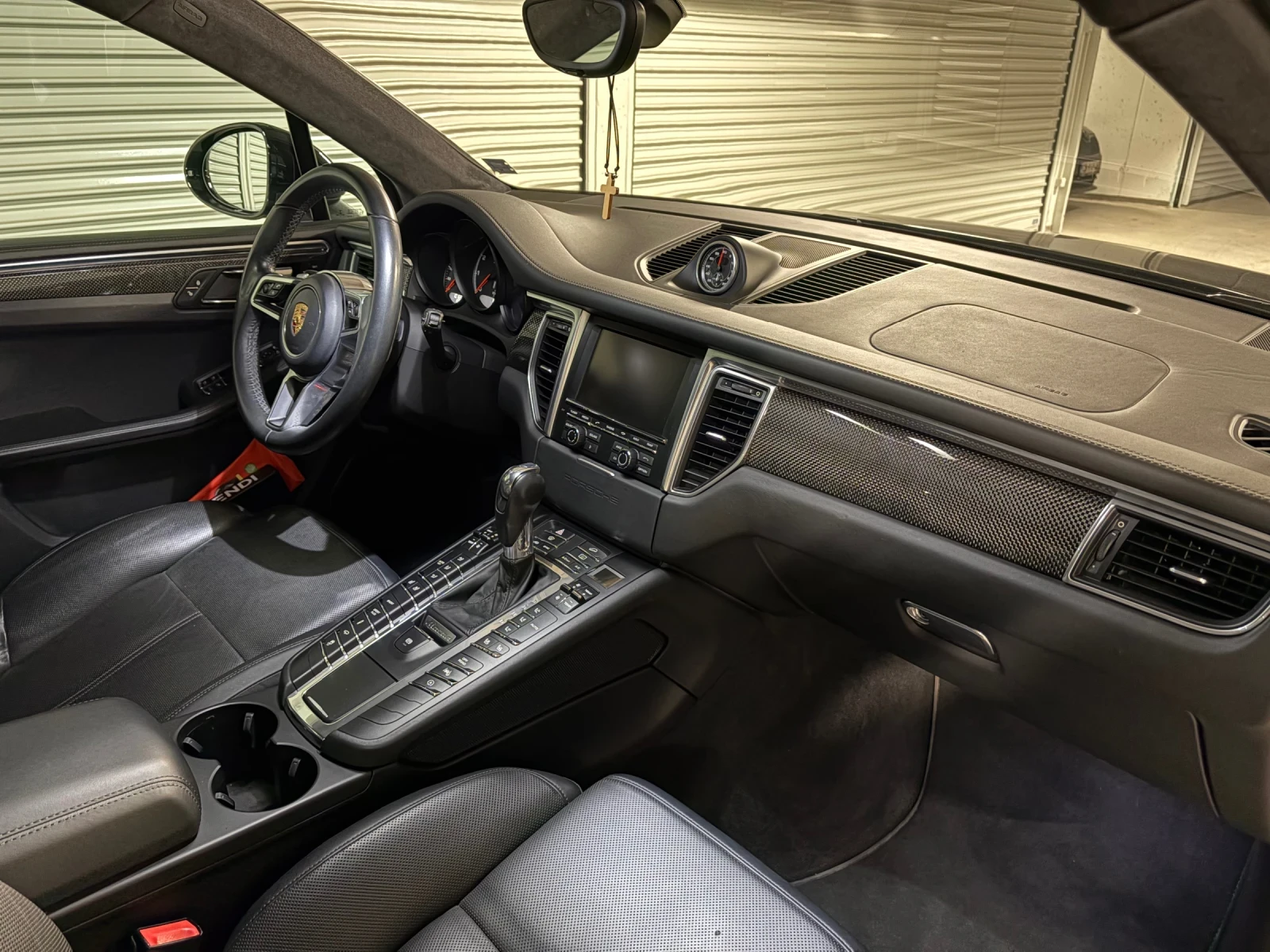 Porsche Macan TURBO KEYLESS 101000 km SWISS!!!, снимка 13 - Автомобили и джипове - 53984741