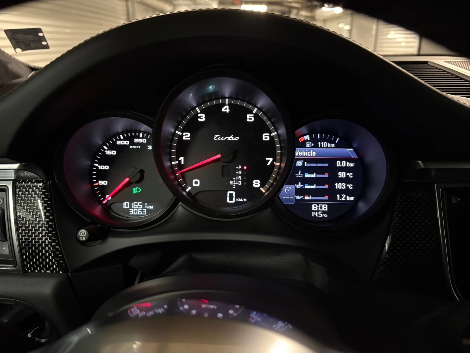 Porsche Macan TURBO KEYLESS 101000 km SWISS!!!, снимка 15 - Автомобили и джипове - 53984741