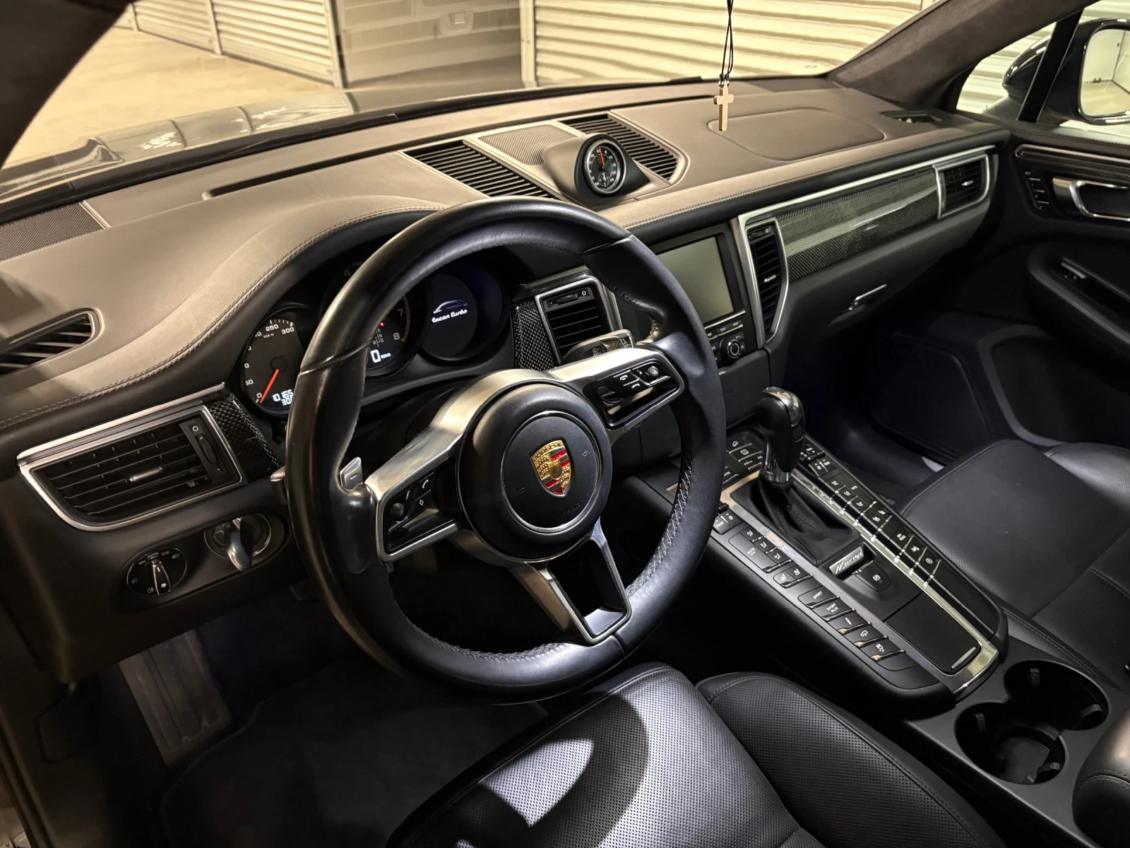 Porsche Macan TURBO KEYLESS 101000 km SWISS!!!, снимка 11 - Автомобили и джипове - 53984741