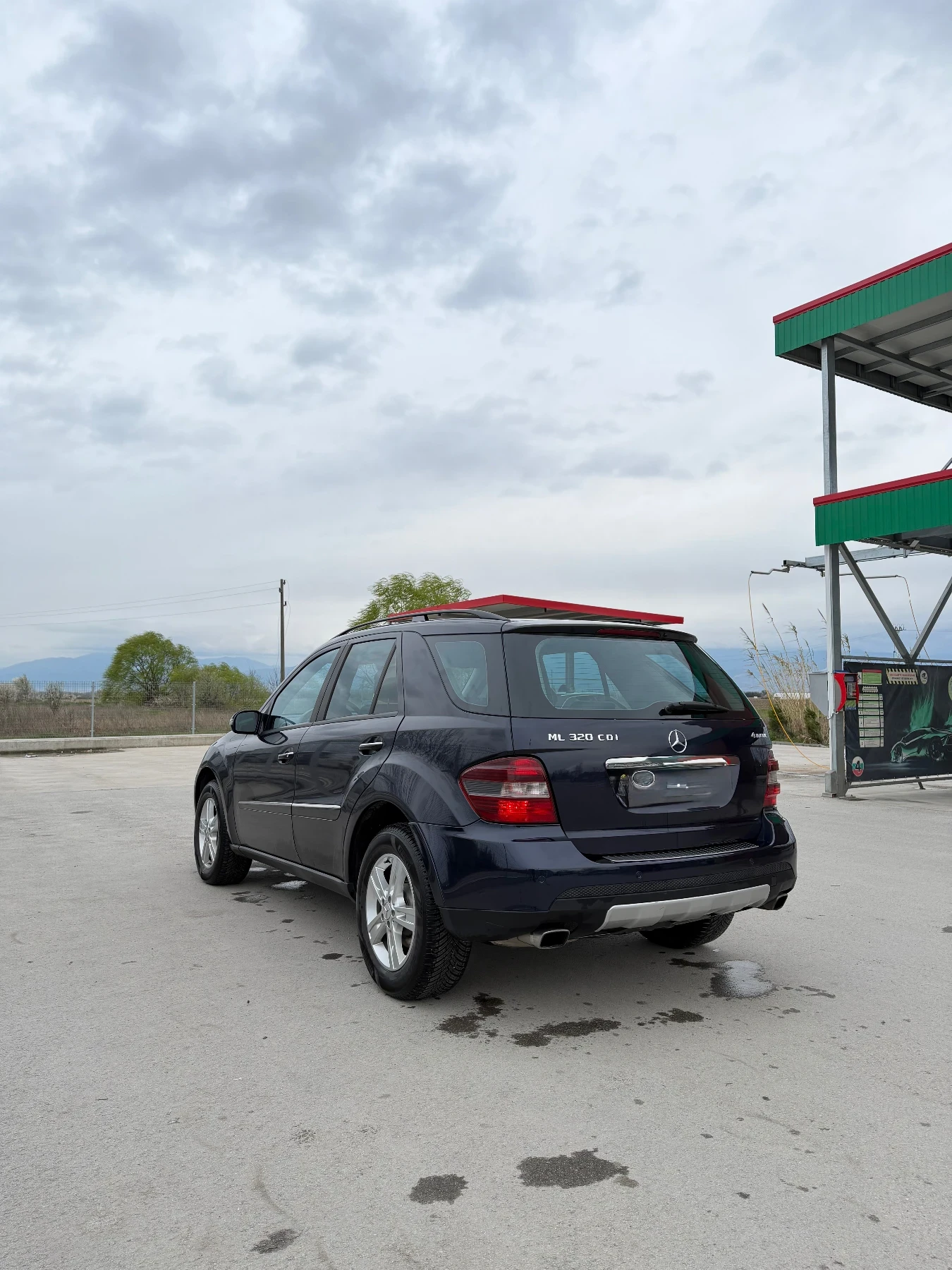 Mercedes-Benz ML 320, снимка 5 - Автомобили и джипове - 54020377