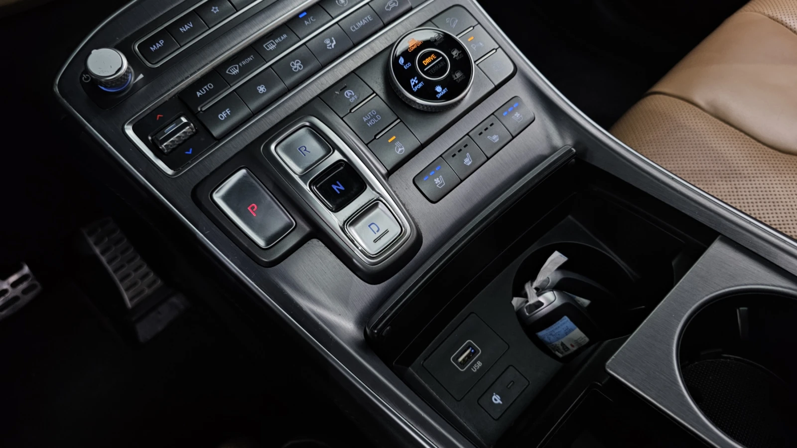 Hyundai Santa fe 2.2 4WD CALLIGRAPHY autogeorge.com, снимка 9 - Автомобили и джипове - 54054215