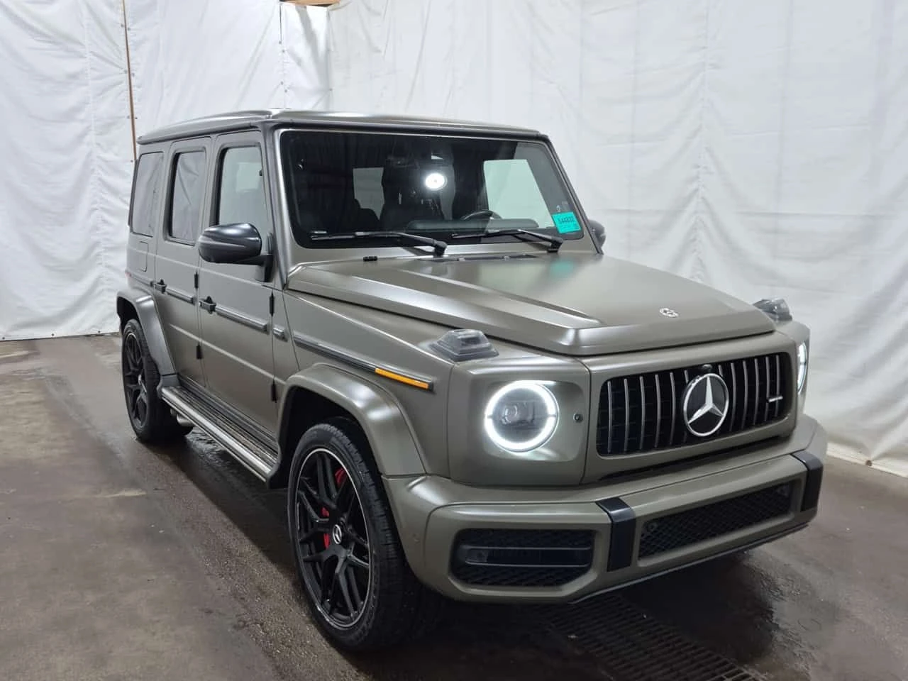 Mercedes-Benz G * AMG 63 * ДИСТРОНИК* 2 КЛЮЧА* ПАНОРАМА* , снимка 2 - Автомобили и джипове - 54063564