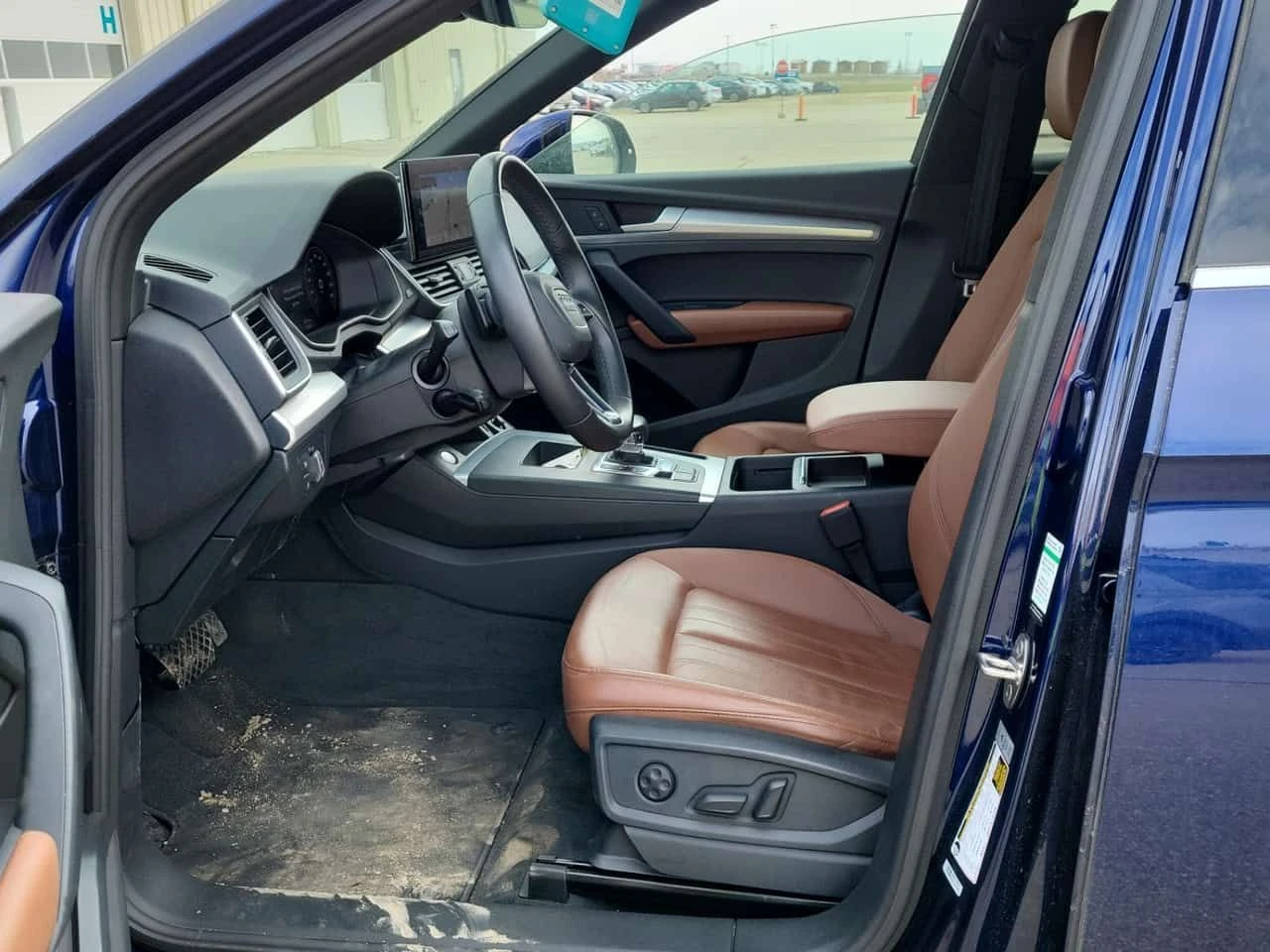 Audi Q5 S LINE/2 КЛЮЧА/ПАНО/PROGRESSIV/CARFAX/ФИНАНСИРАНЕ, снимка 6 - Автомобили и джипове - 54672638