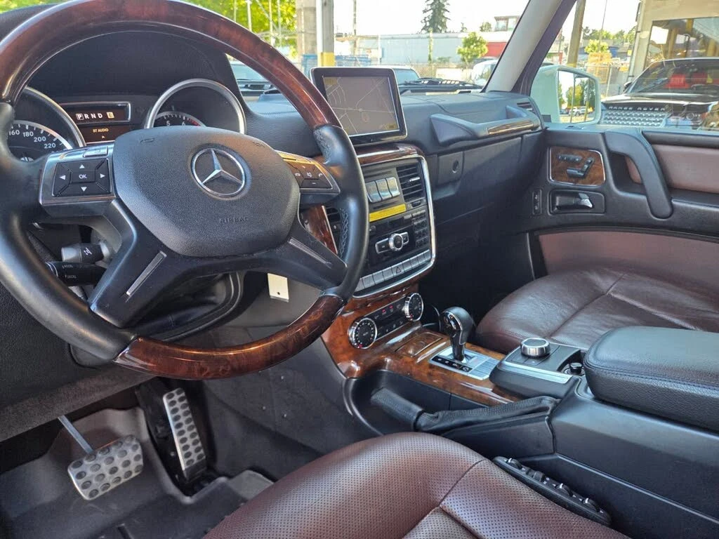 Mercedes-Benz G 500 HARMON* KARDON* ПОДГРЕВ* ОБДУХВАНЕ* КАМЕРА* МАСАЖ*, снимка 10 - Автомобили и джипове - 54969485