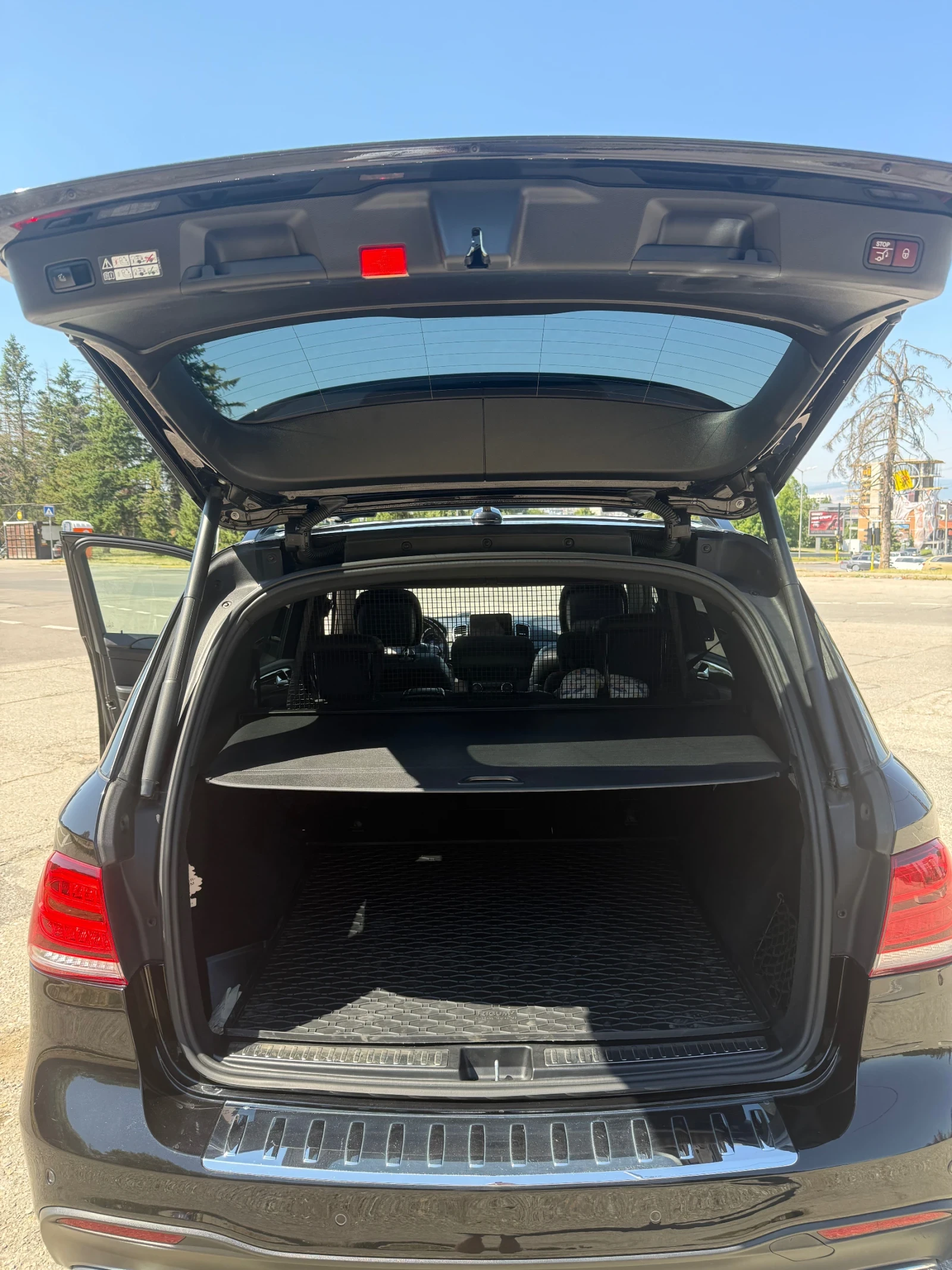 Mercedes-Benz GLE 350 AMG 4Matic FULL, снимка 10 - Автомобили и джипове - 55515389