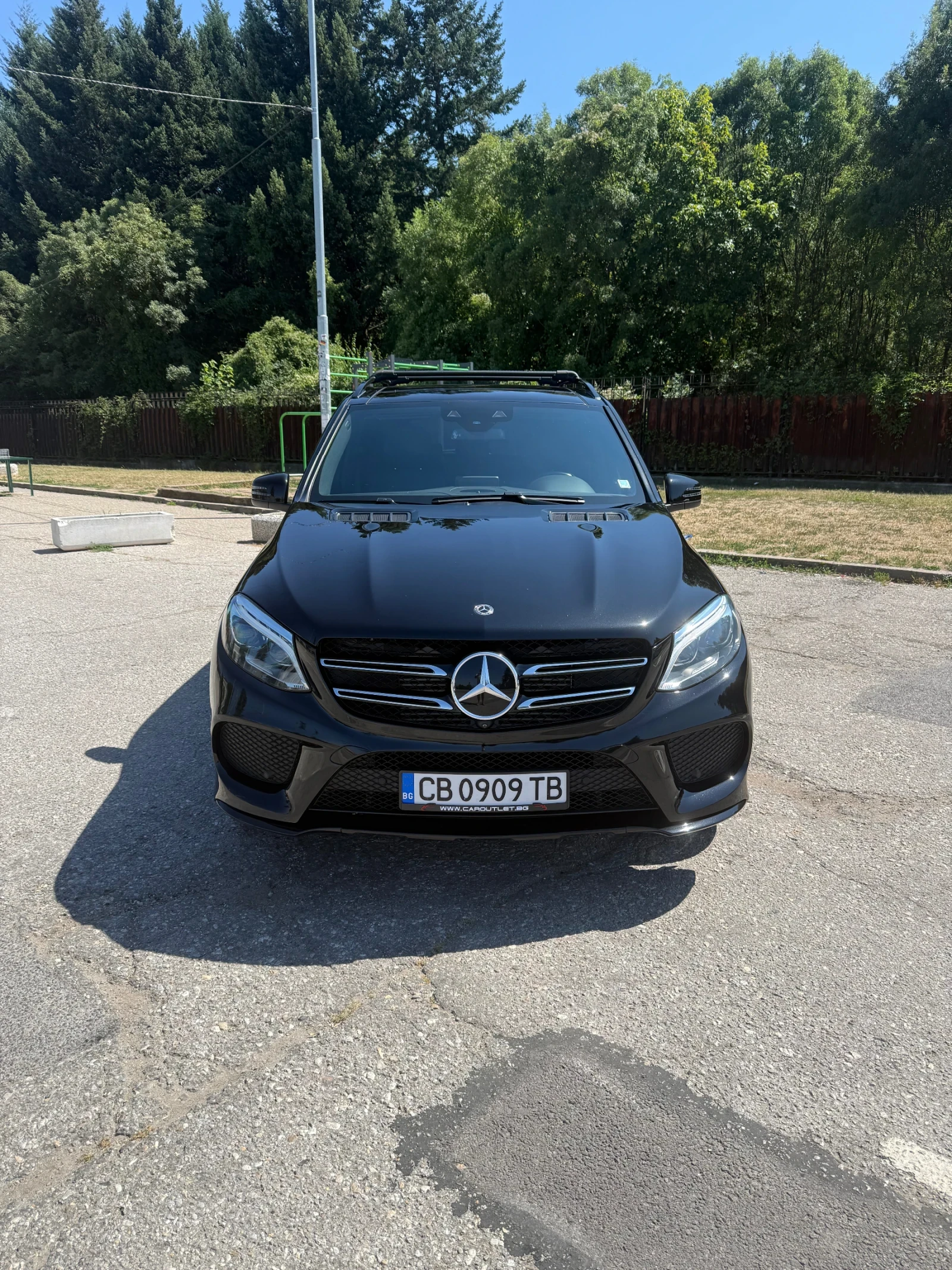 Mercedes-Benz GLE 350 AMG 4Matic FULL, снимка 2 - Автомобили и джипове - 55515389