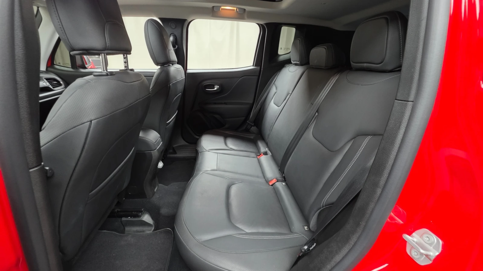 Jeep Renegade Limited 2.4* ПОДГРЕВ ВОЛАН/СЕДАЛКИ* hellascars.bg, снимка 15 - Автомобили и джипове - 55561425