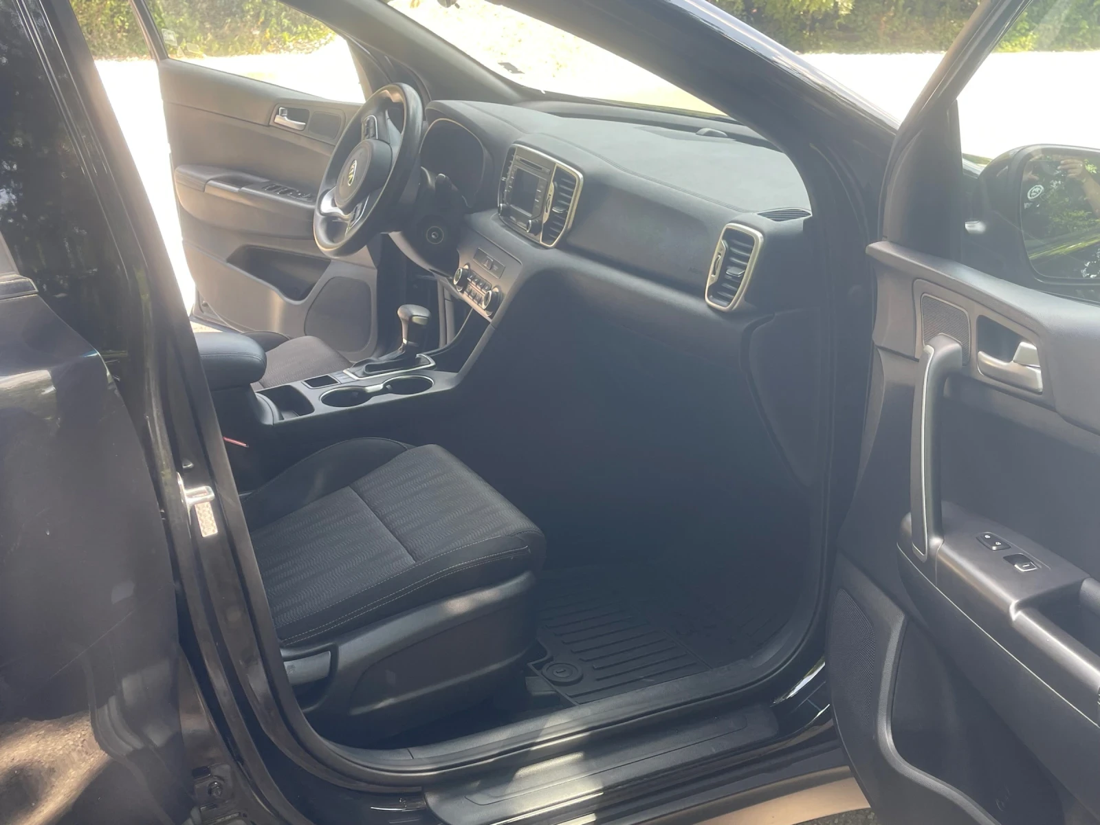 Kia Sportage AWD, снимка 7 - Автомобили и джипове - 55780525