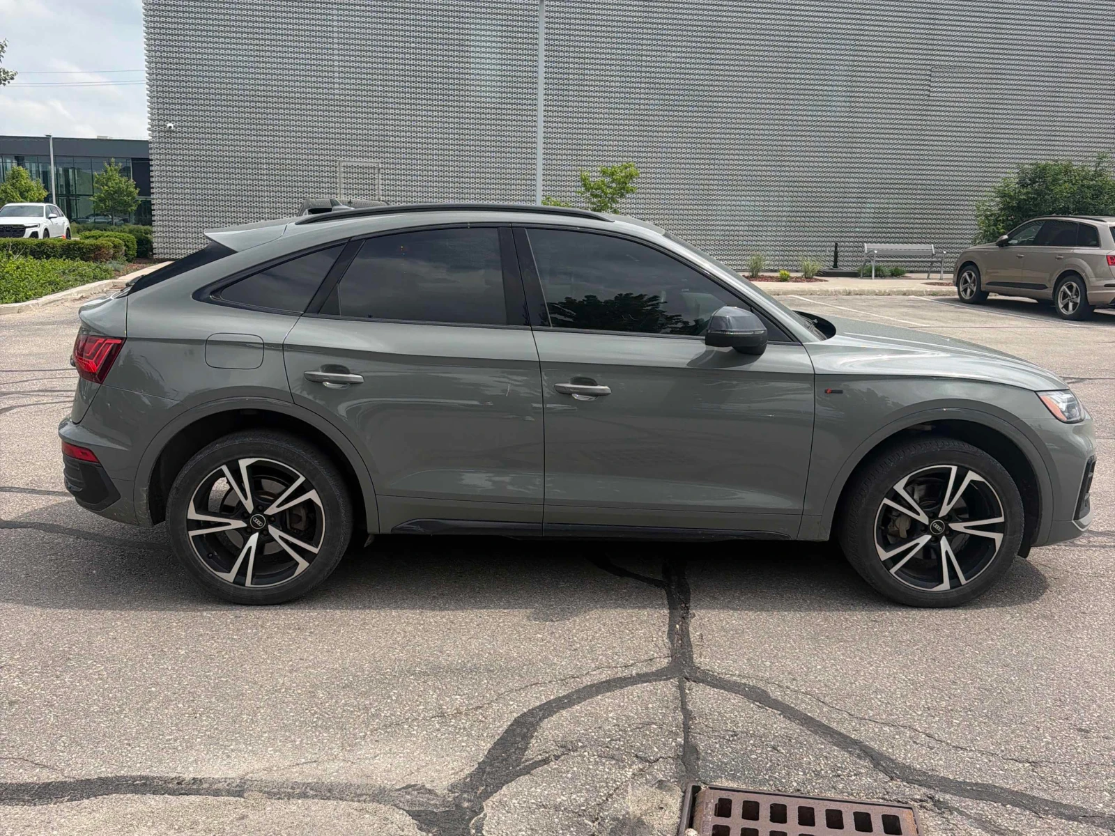 Audi Q5 SPORTBACK* COUPE* PROGRESSIV* ПАРКТРОНИЦИ* ПОДГРЕВ, снимка 3 - Автомобили и джипове - 55932059