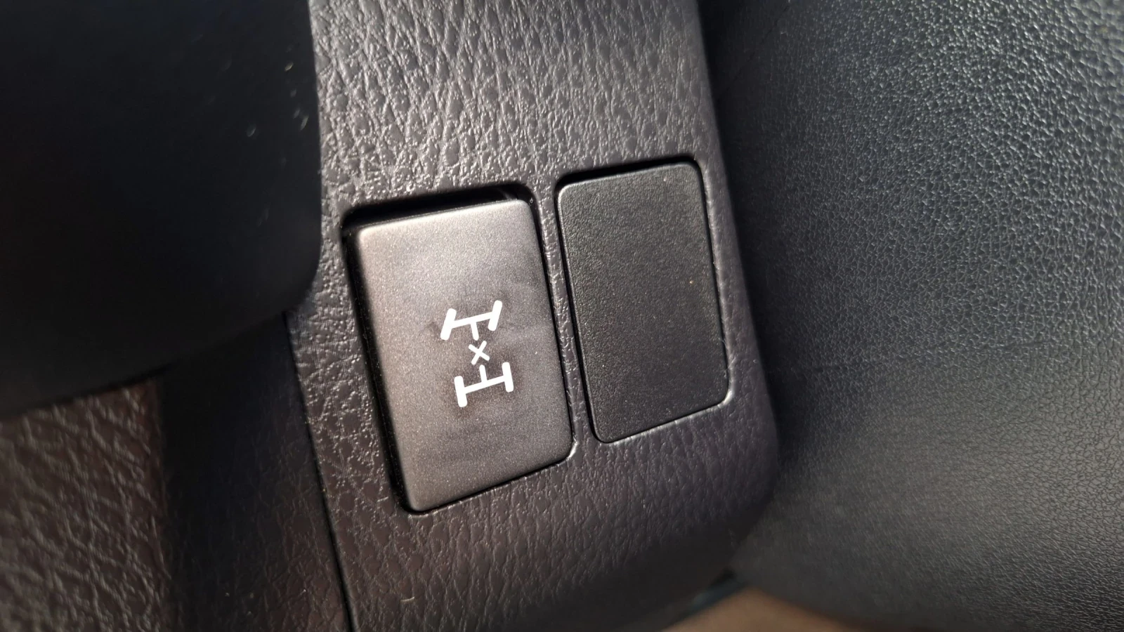 Toyota Rav4 2.0-150кс.4x4.Нави.Подгрев., снимка 15 - Автомобили и джипове - 56063018
