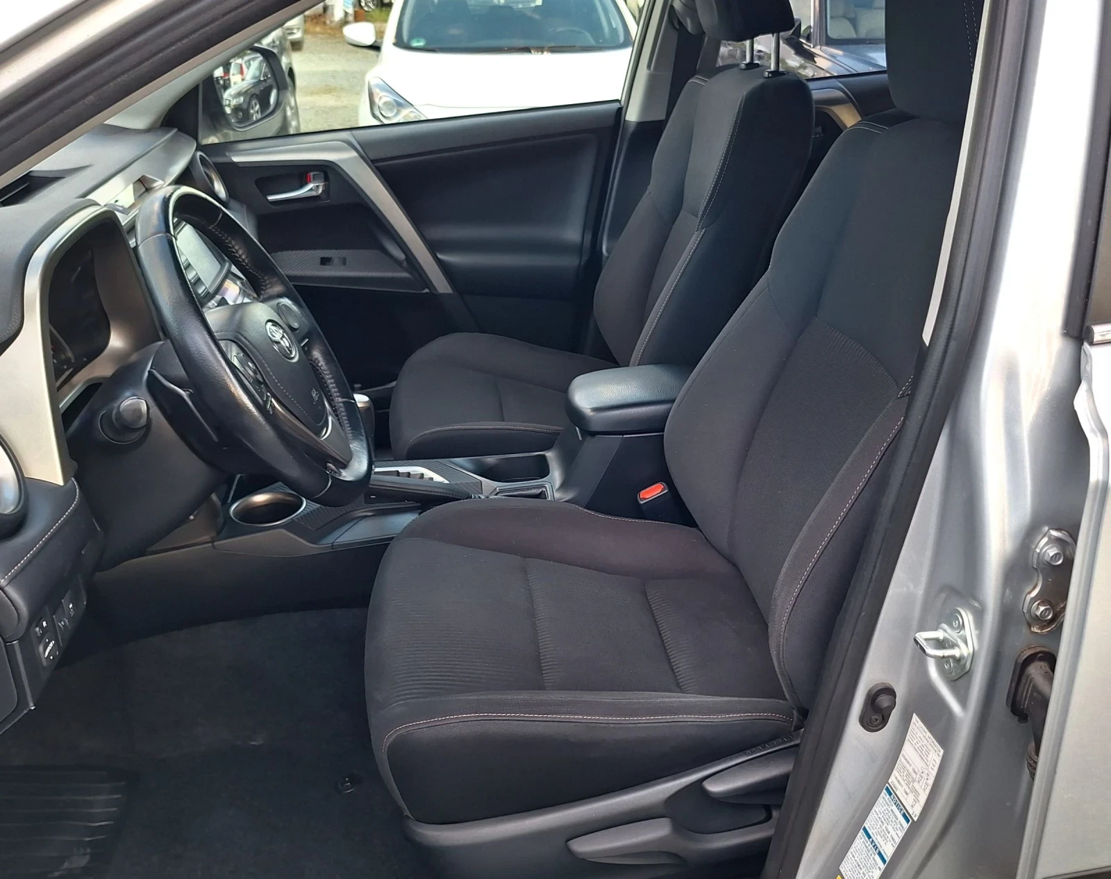 Toyota Rav4 2.0-150кс.4x4.Нави.Подгрев., снимка 7 - Автомобили и джипове - 56063018