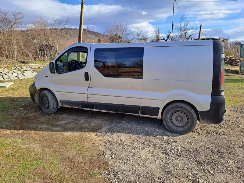 Renault Trafic Рено трафик 2 дци140 товаро пътнически, снимка 8 - Бусове и автобуси - 48911321