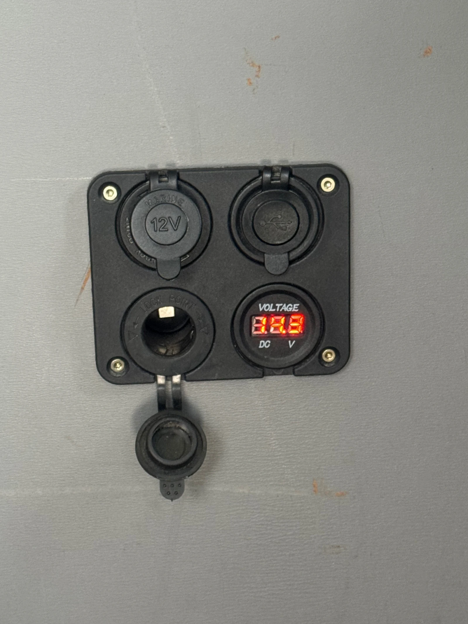 VW Caravelle 2.5TDI 131, снимка 11 - Бусове и автобуси - 54041137