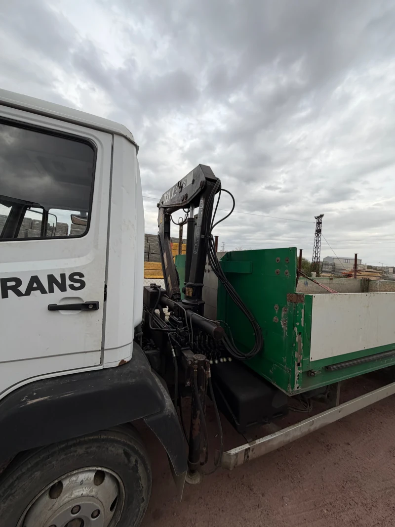 Mercedes-Benz 814 Кран, снимка 4 - Камиони - 52135681